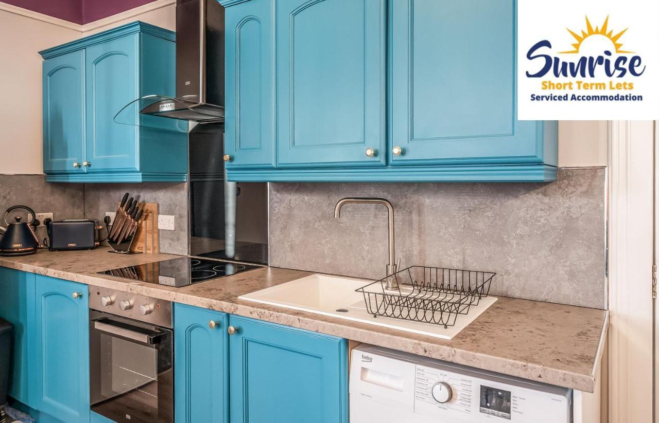 Presidential Apartment, Family Home, Luxury Bedrooms, 2 Rooms, 1 King Bed, 2 Single Beds, Free Wifi, Free Parking, Tourists, Business Travelers, Relocation, Beautiful River Views, - Long Stays, Invoice And Reduced Price Are Only Via Sunrise Short Let Νταντί Εξωτερικό φωτογραφία