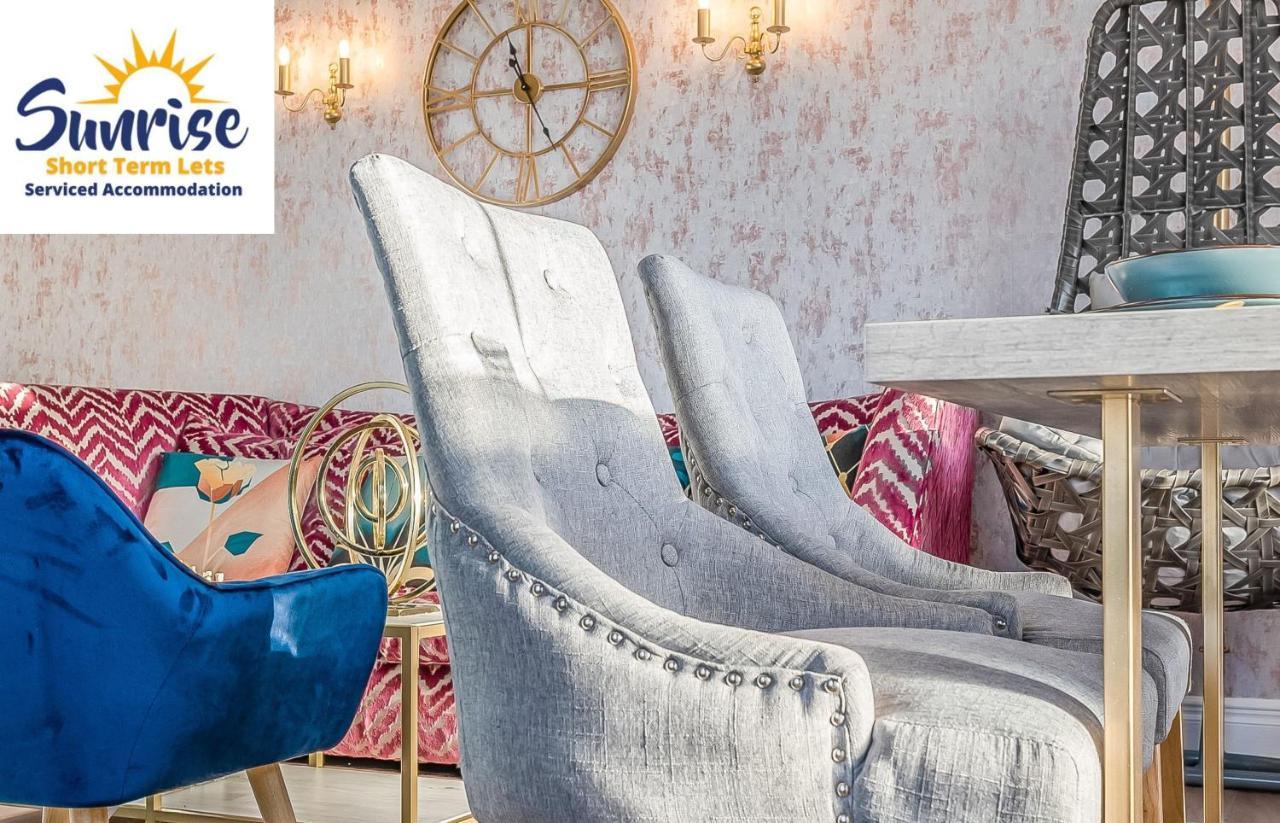 Presidential Apartment, Family Home, Luxury Bedrooms, 2 Rooms, 1 King Bed, 2 Single Beds, Free Wifi, Free Parking, Tourists, Business Travelers, Relocation, Beautiful River Views, - Long Stays, Invoice And Reduced Price Are Only Via Sunrise Short Let Νταντί Εξωτερικό φωτογραφία