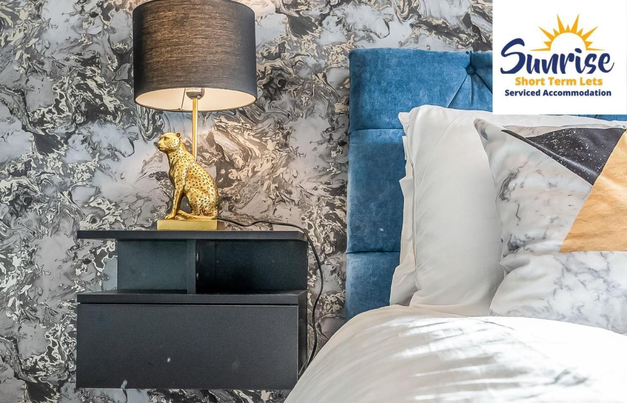 Presidential Apartment, Family Home, Luxury Bedrooms, 2 Rooms, 1 King Bed, 2 Single Beds, Free Wifi, Free Parking, Tourists, Business Travelers, Relocation, Beautiful River Views, - Long Stays, Invoice And Reduced Price Are Only Via Sunrise Short Let Νταντί Εξωτερικό φωτογραφία