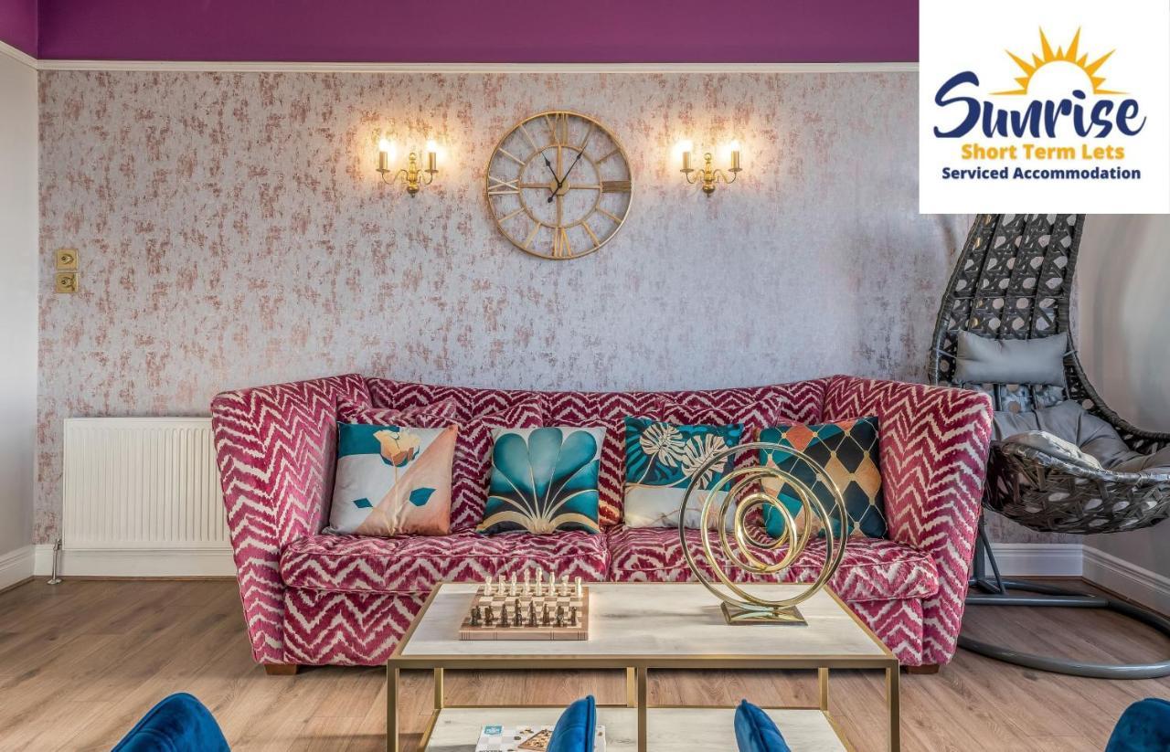 Presidential Apartment, Family Home, Luxury Bedrooms, 2 Rooms, 1 King Bed, 2 Single Beds, Free Wifi, Free Parking, Tourists, Business Travelers, Relocation, Beautiful River Views, - Long Stays, Invoice And Reduced Price Are Only Via Sunrise Short Let Νταντί Εξωτερικό φωτογραφία